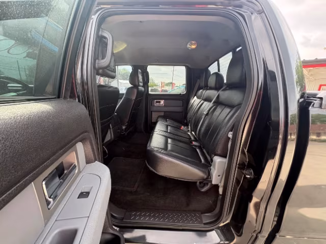 2011 Ford F-150 XLT - Photo 15