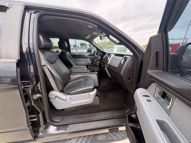 2011 Ford F-150 XLT - Photo 7